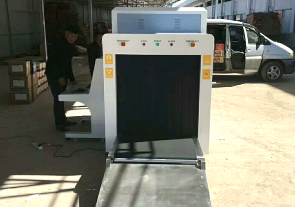 快遞100%先驗(yàn)視后封箱落實(shí)：“舉報(bào)毒品重獎”，倒逼快遞業(yè)安檢升級 快遞必須過安檢x光